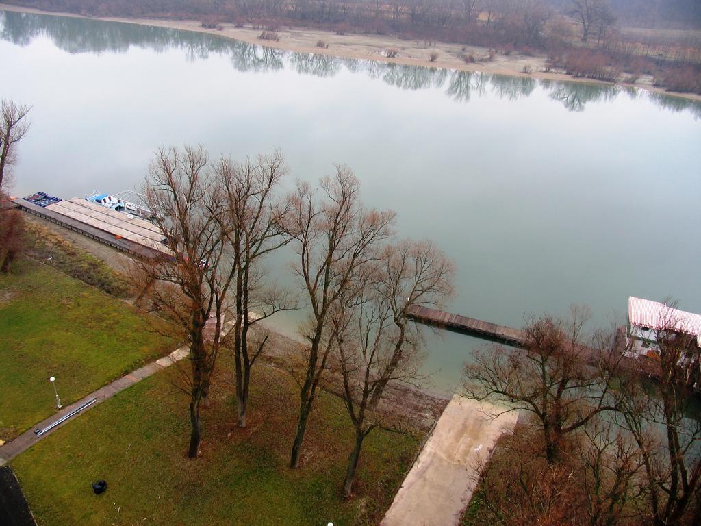 فندق سنتيندريفي  Waterfront المظهر الخارجي الصورة