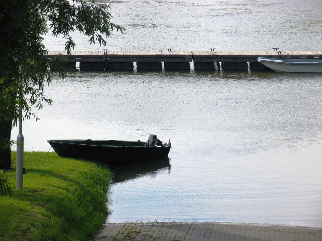 فندق سنتيندريفي  Waterfront المظهر الخارجي الصورة